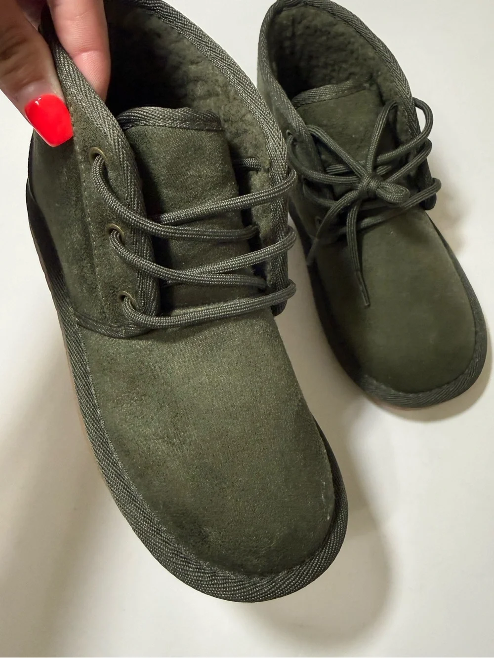 The Children’s Place Olive Green Chukka Boots - Boys Size 1